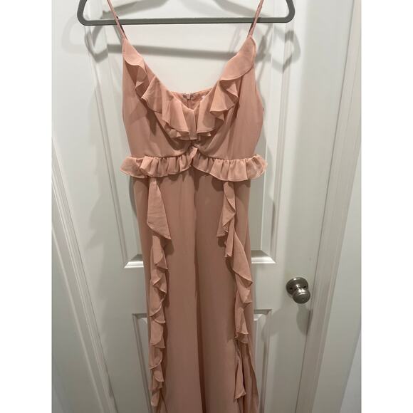 ASTR The Label Adoria Ruffle Side Slit Maxi Dress in Nude Peach Sz M - Picture 3 of 7